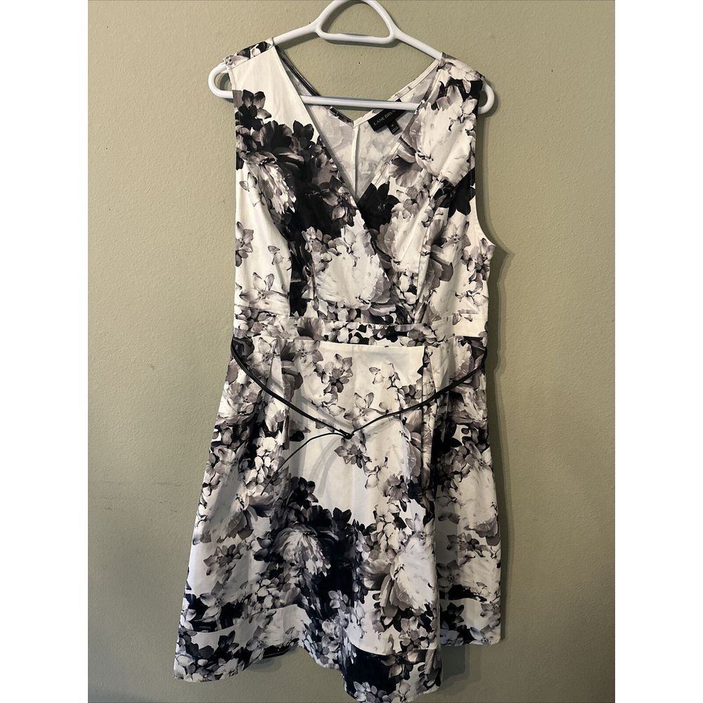 Lane Bryant Dress White Black Floral Sleeveless Sz 18 Belted